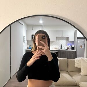 SHEIN Black Long Sleeve Crop Top